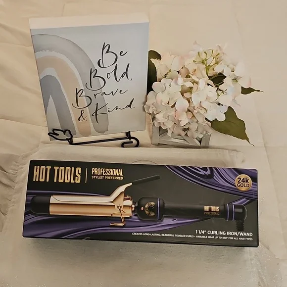 1 1/4 Hot Tools Gold and Black Curling Iron Professional Stylist 04 04 2…